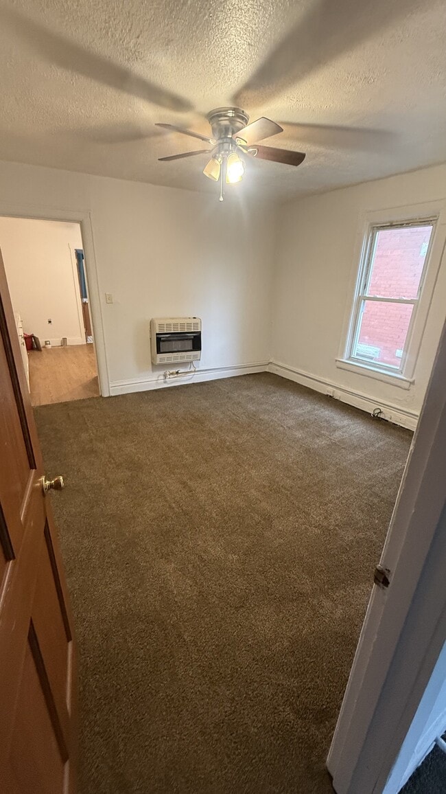 Photo - 3139 3rd Ave Unit B