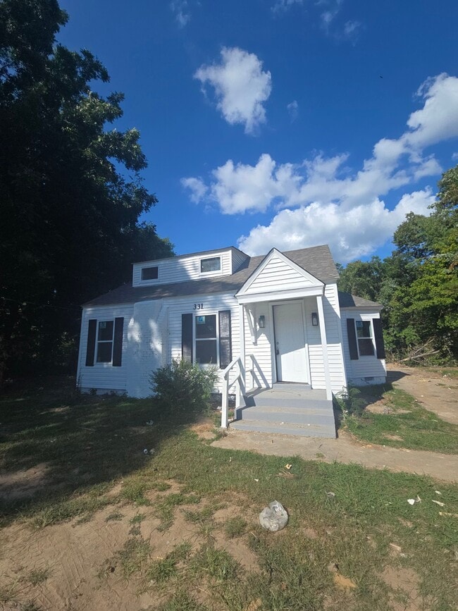Photo - 331 Eastland Ave