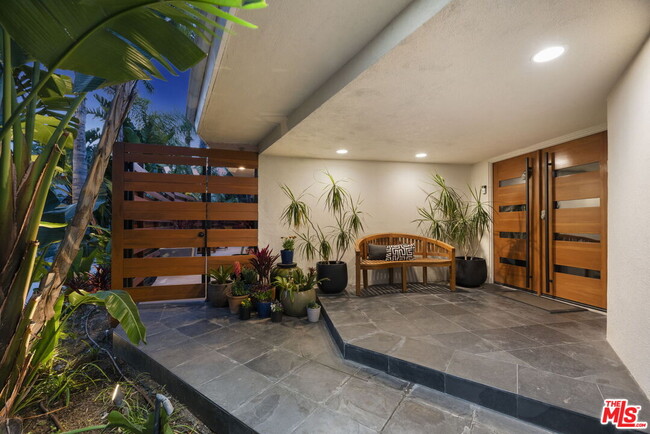 Photo - 8405 Edwin Dr