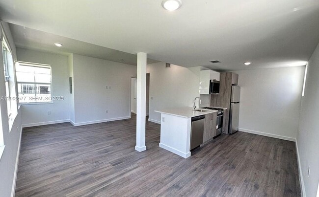 Photo - 1570 Euclid Ave Unidad 06