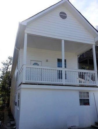 Building Photo - 165 Little St SE