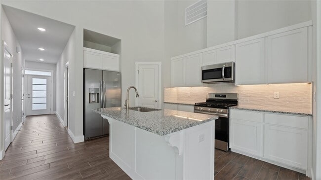 Photo - 451 Azurite Rd