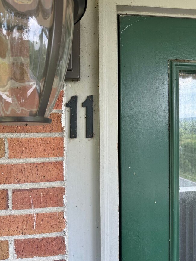 Photo - One bedroom Southwick Ma U-11