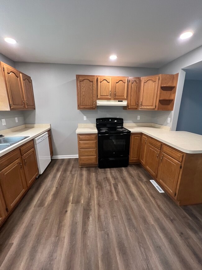 Photo - 111 E Strawberry Aly