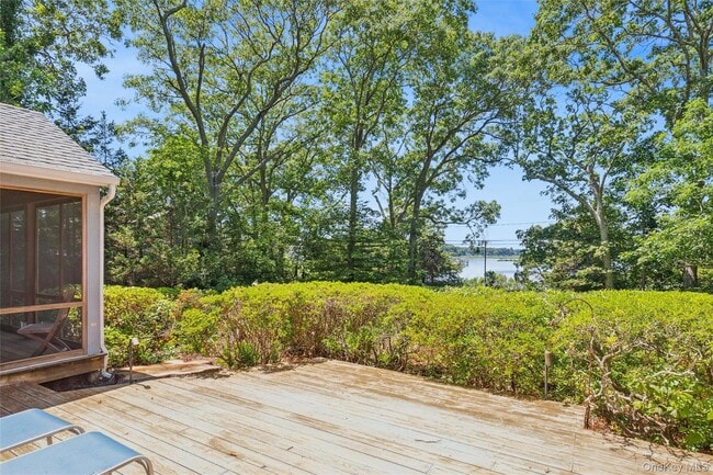 440 Haywaters Rd