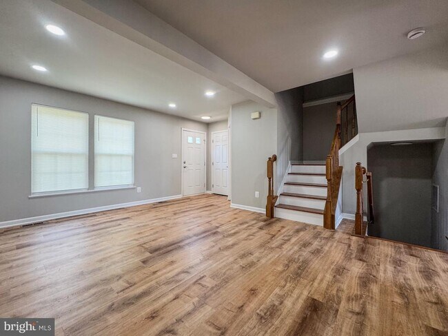 Photo - 6337 Littlefield Ct