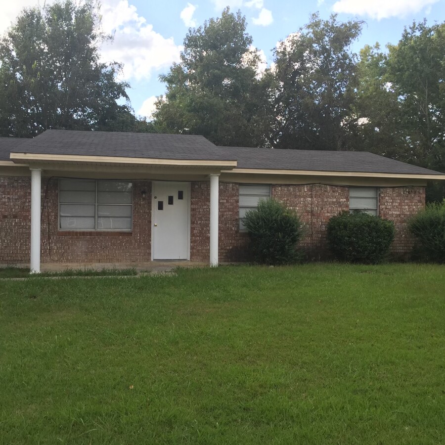 PICTURES COMING SOON - 3629 Ronnie Ct House