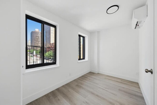 300 E 96th St Unit 3E