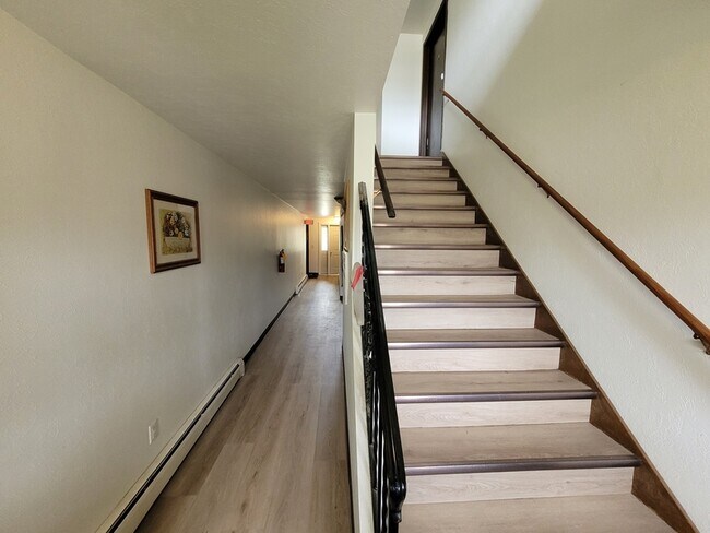 Photo - 545 Spinnaker Ln