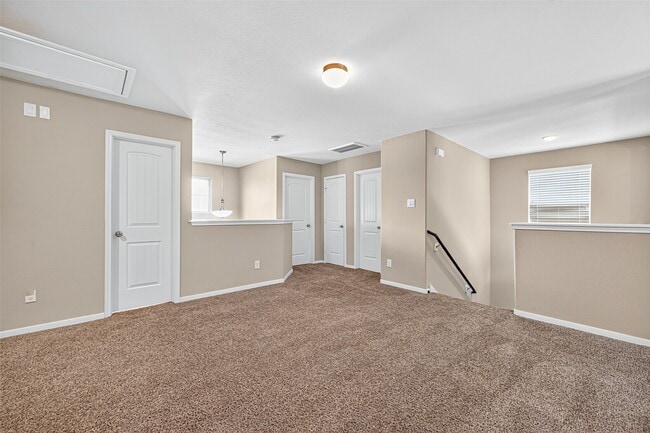 Photo - 2926 Indwarra Ct