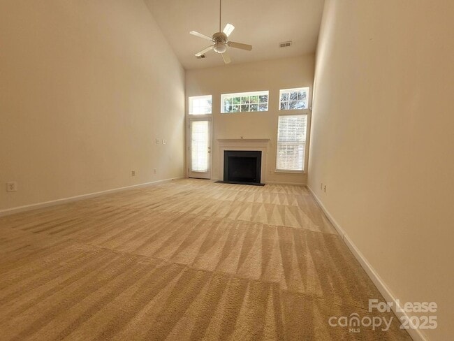 Photo - 120 N Arcadian Way