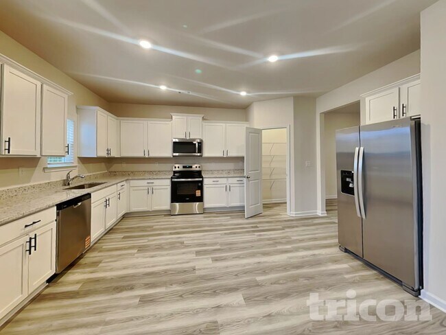 Photo - 1505 Big Bud Ln