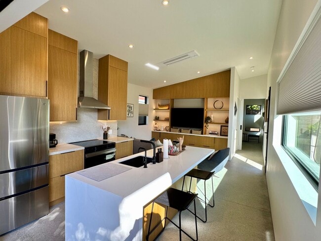 Photo - 1910 Raymond Ln Unidad 1910 Raymond -  B