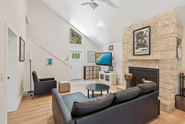 Photo - 15629 95th Ave N