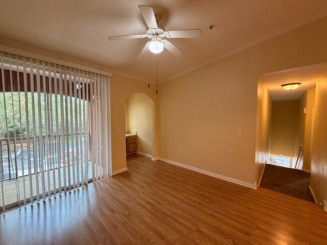 Building Photo - 2/2 Mirabella- Gate Pkwy Condo with Private Ground-Floor Entry & Balcony! Reduced Deposit!