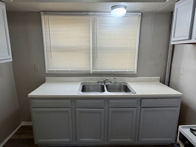 Photo - 97 Fairgrove St Unit 3