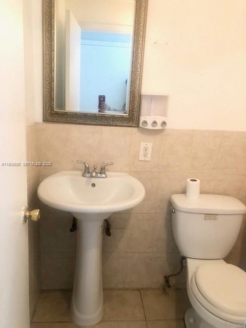 Photo - 4672 NW 9th Dr