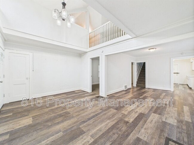 Photo - 5611 Olive St