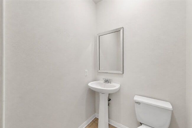 Photo - 1443 Meadowhigh Ln