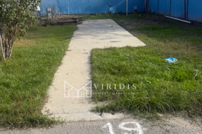 Photo - 327 Beardsley Ave