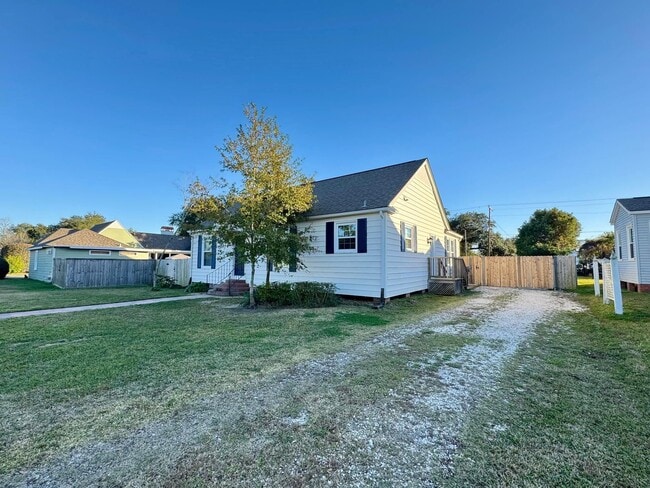 Photo - 1114 10th St