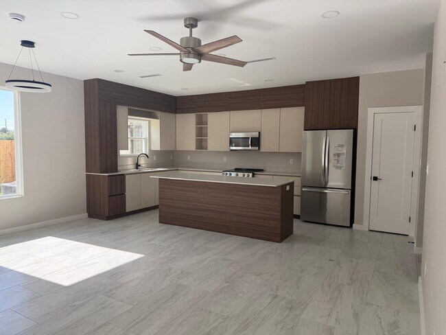 Photo - "Charming 3-Bed Condo Retreat with 2.5 Baths on Corales Street!"