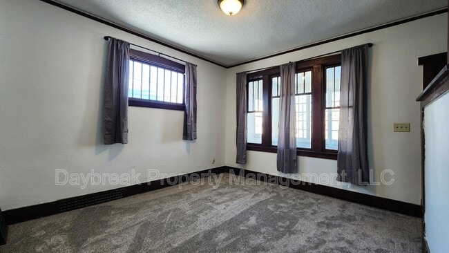 Photo - 1316 3rd Ave N