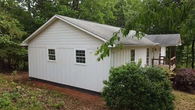 Photo - Remodeled 3 Bedroom Home in Walhalla