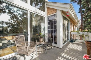 Photo - 4338 Redwood Ave