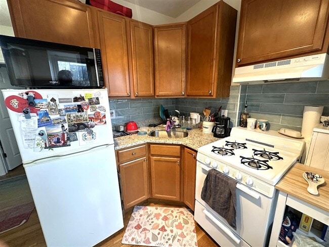 Photo - 1056 Cambridge St Unit 2F