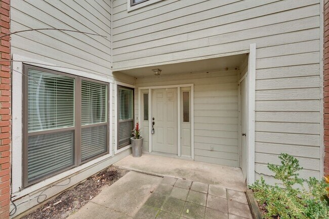 Photo - 8404 Forest Ln Unit 1104