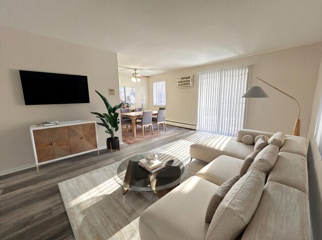 Building Photo - Bishop Hill Apartments