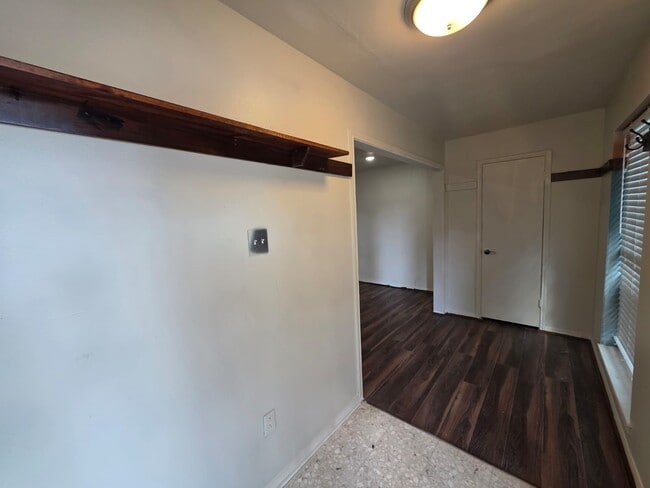 Photo - 13830 Burgoyne Rd