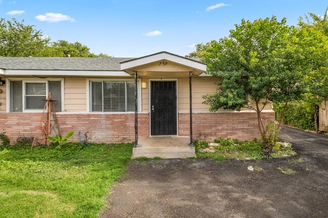 Building Photo - 759 Avondale Ave