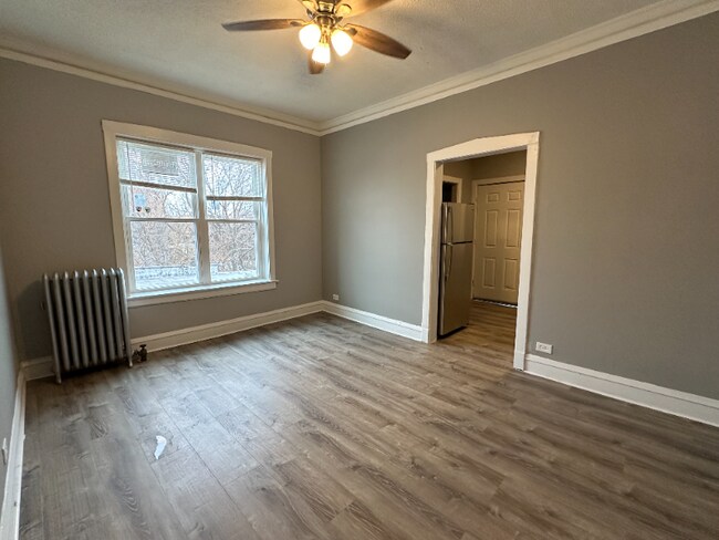 Photo - 6633 S Ellis Ave Unidad 6631-3