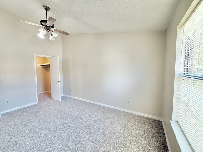 Photo - Charming 2-Bedroom Apartment - Prime Location