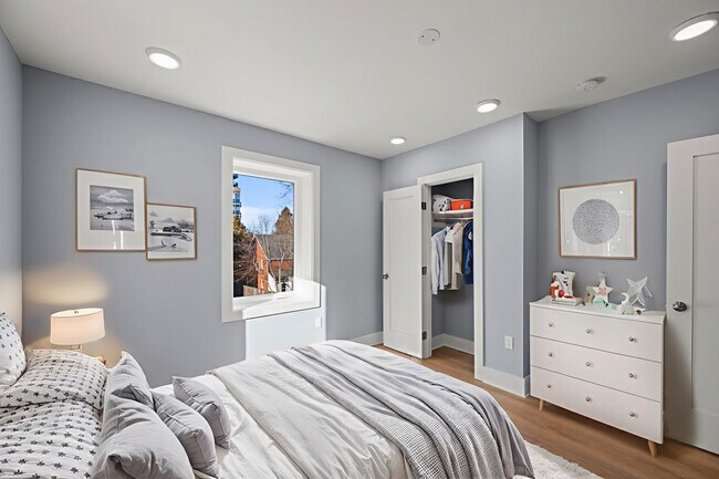 Photo - 4535 Avondale St