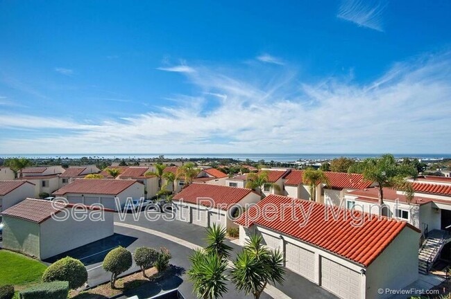 Building Photo - 914 Caminito Madrigal Rental