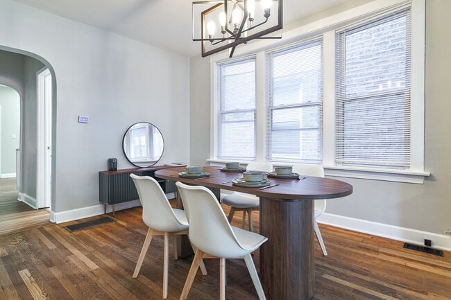 Photo - 3649 N Whipple St Unidad ID1359756P