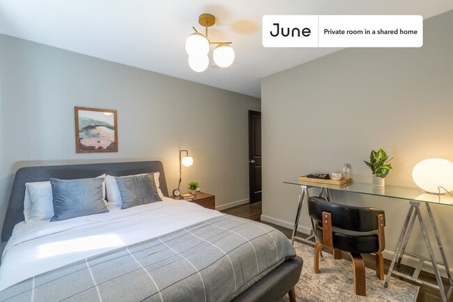 Private bedroom in 6 bed/4 bath Home - Private bedroom in 6 bed/4 bath Home