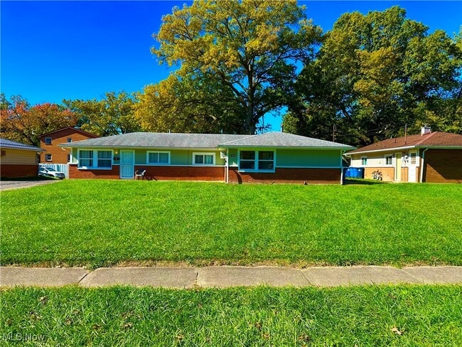 Building Photo - 3020 Northgate Ave