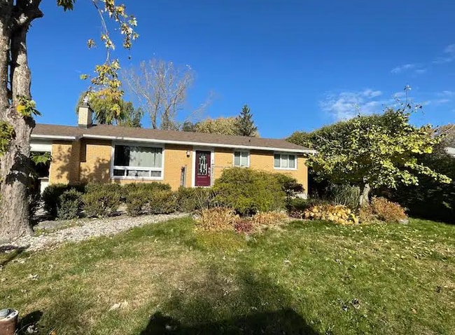 Building Photo - 11 Khymer Crt