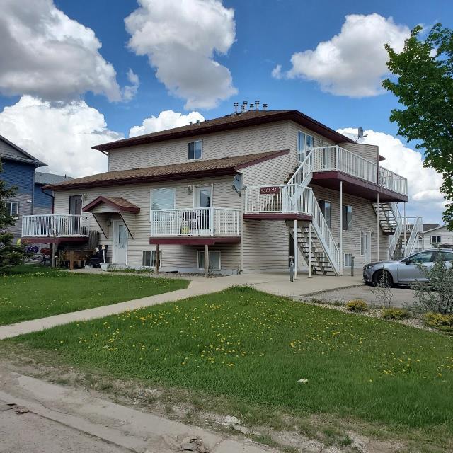 Building Photo - 9230 93 Ave Unit 201