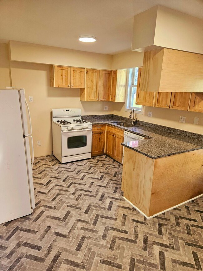 Photo - 507-507 Russellwood Ave Unit 507 Russellwood Ave