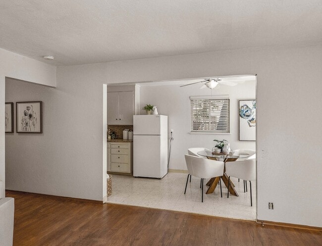925 Paula St Unit 925