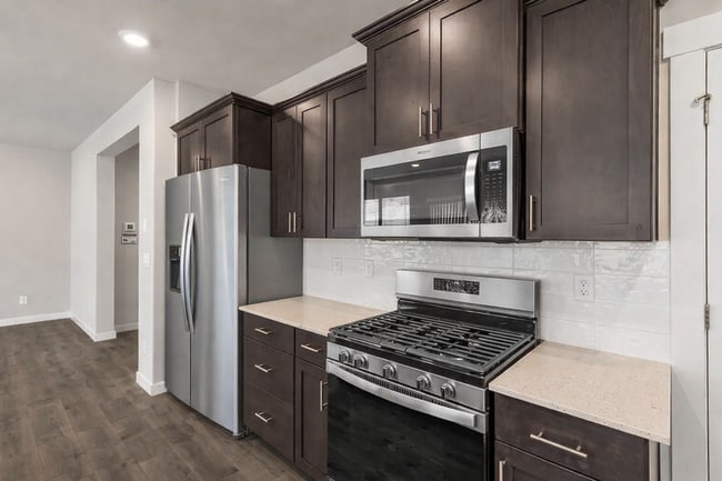 Photo - Beautiful large newer build 4 bedroom in Lipoma Firs!