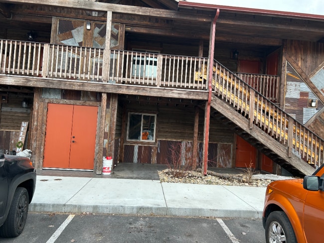 Building Photo - 6248 Three Needles Ln