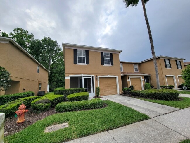 Building Photo - Winding River