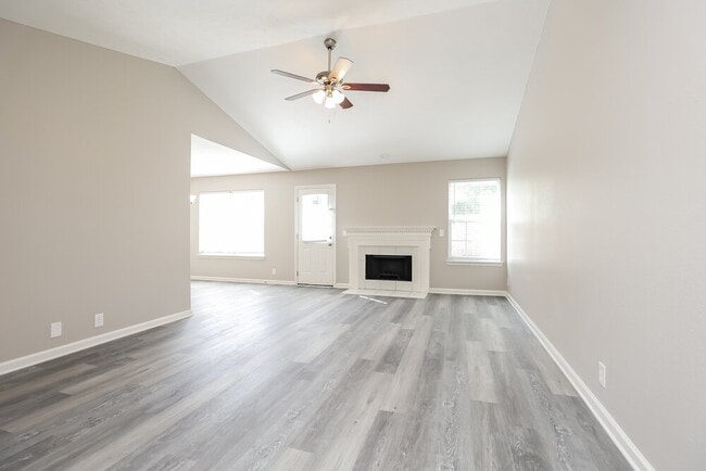 Photo - 849 Lavergne Ln