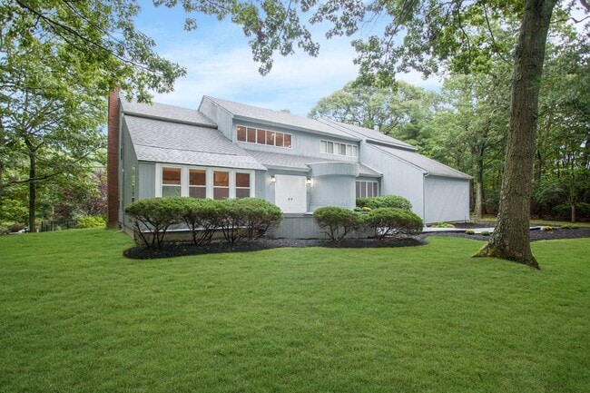 Photo - 12 N Ridge Rd